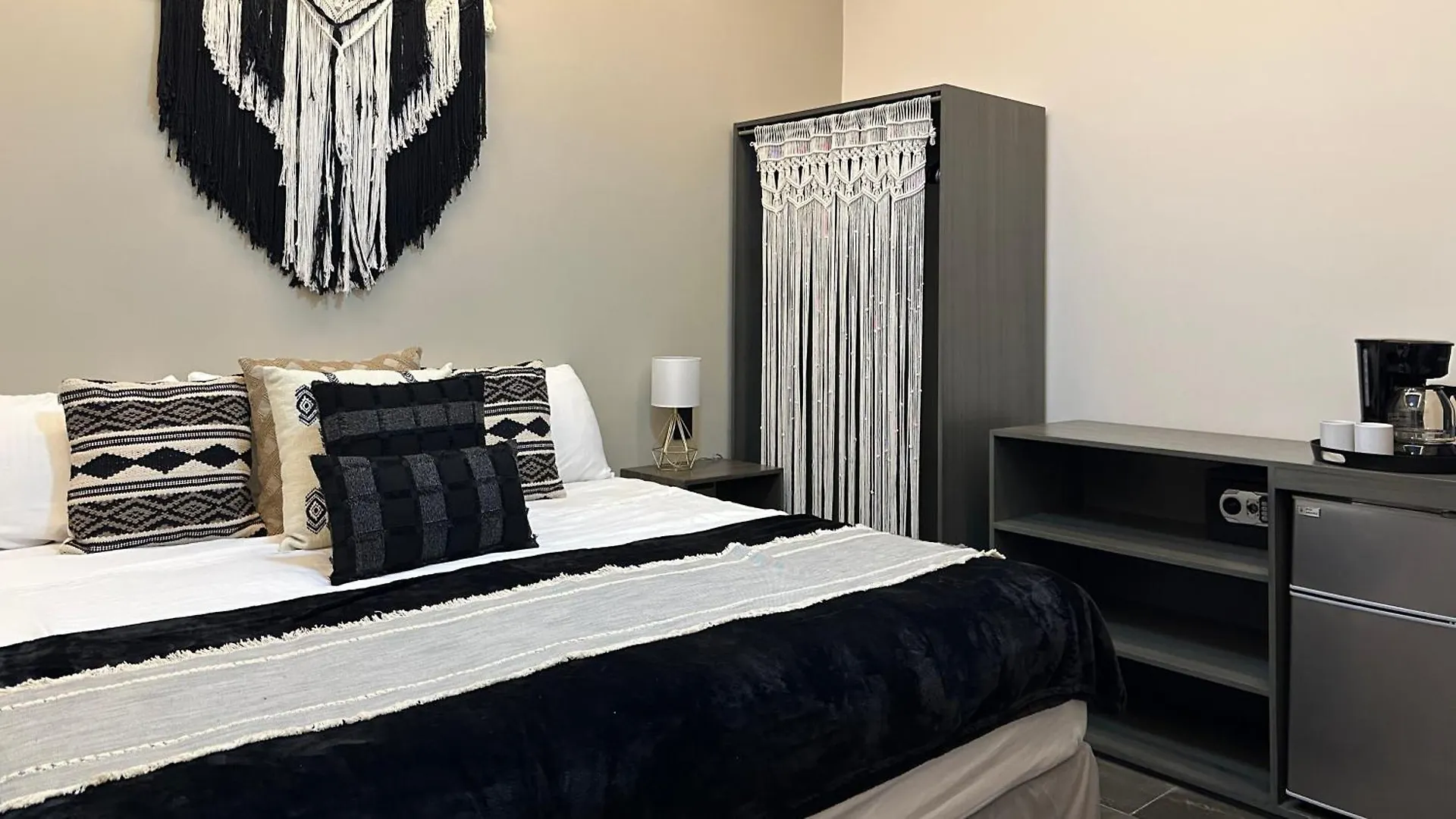 Tulum Hotel Zone Apartment With Private Pool - Prime Location